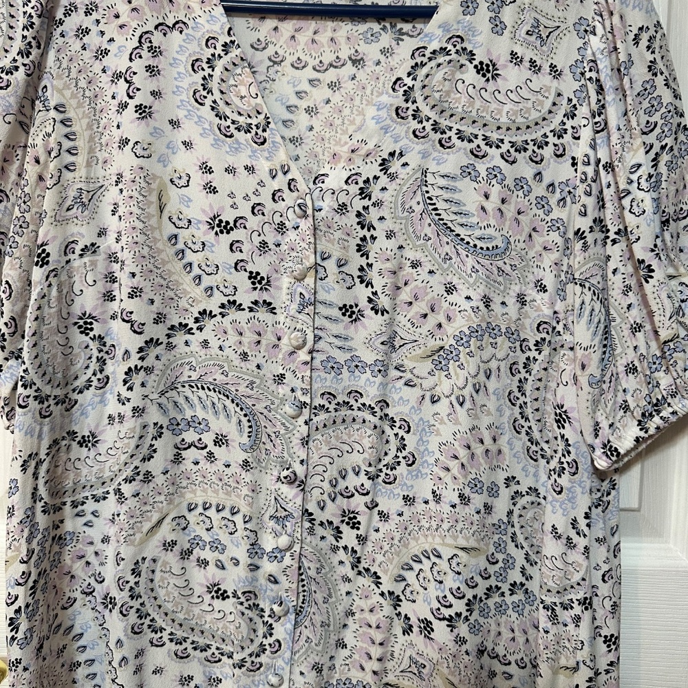 Ann Taylor Loft Flounce Short Sleeve Mini Dress. Size Medium Petite. - Picture 3 of 5